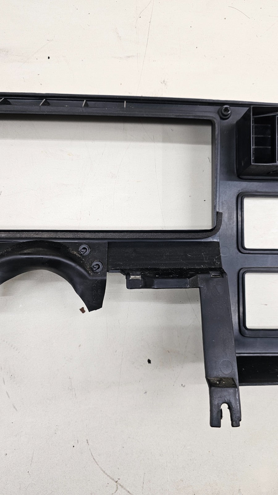🔥87-96 Dodge Dakota INSTRUMENT CLUSTER DASH SPEEDOMETER TRIM BEZEL BLACK C29
