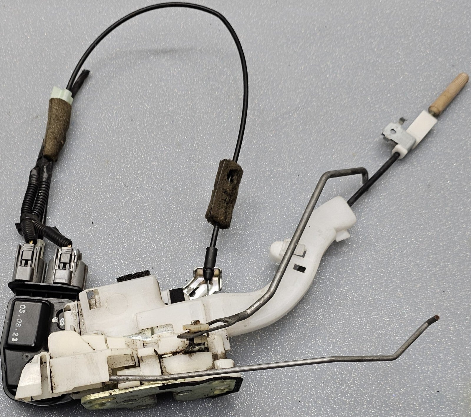 🔥2005 - 2010 HONDA ODYSSEY Door Lock Latch Actuator Front Left LH OEM