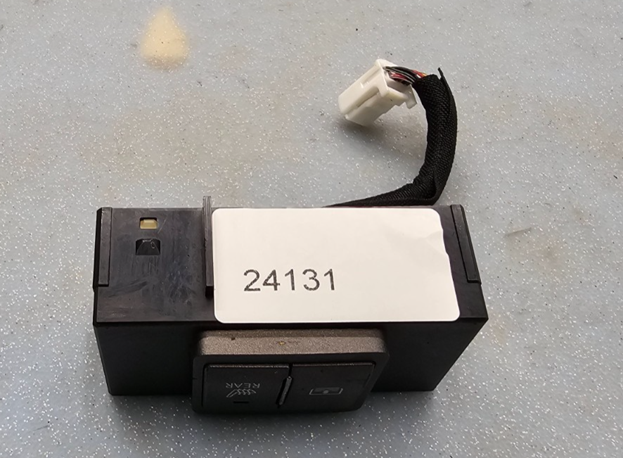🔥07–12 Lexus LS460 LS600H Rear Sunshade Heated Seat Switch Integration Module