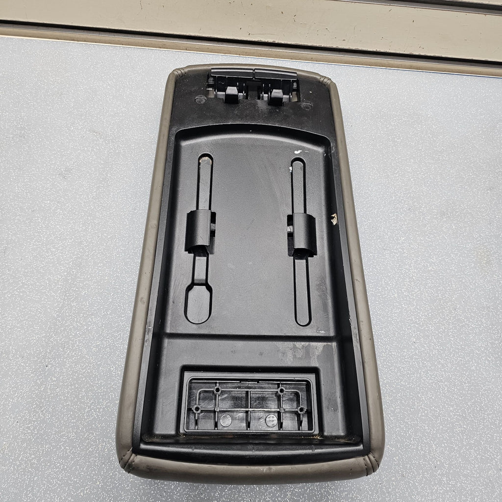 🔥08-10 Dodge Charger Center Console Arm Rest Lid Leather Assembly Cover Tan OEM