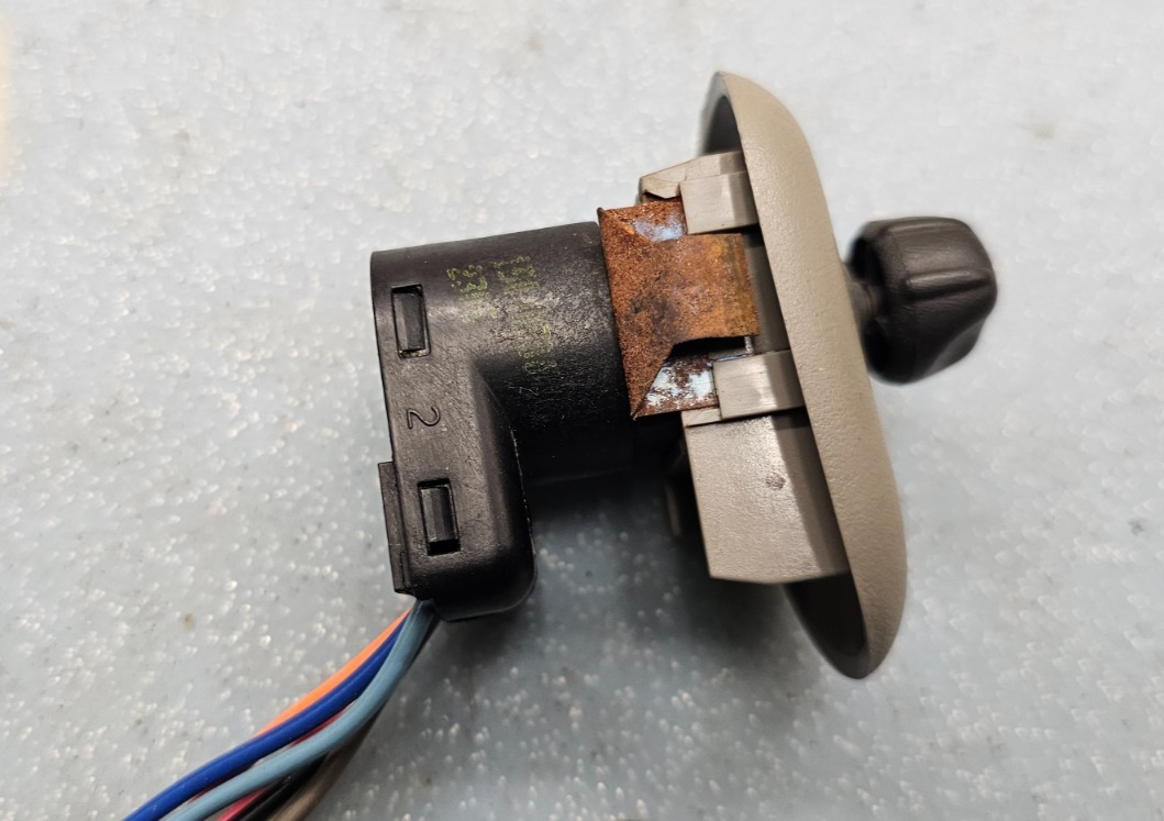 🔥02-09 TRAILBLAZER ENVOY BRAVADA LEFT DRIVER POWER MIRROR DOOR CONTROL SWITCH