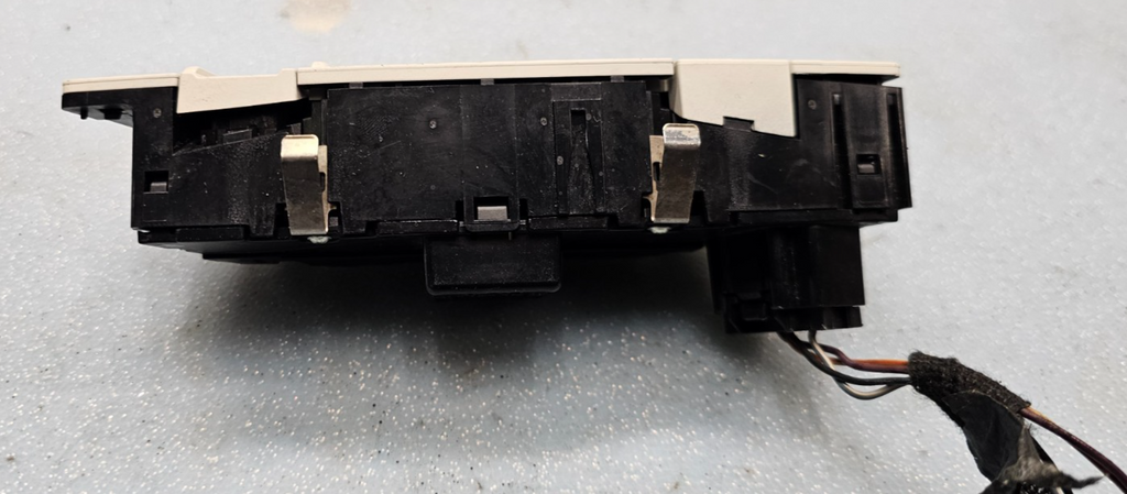 🔥2012-2018 Ford Focus MK3 Overhead Console w/Sunroof Switch Trim Bracket Frame