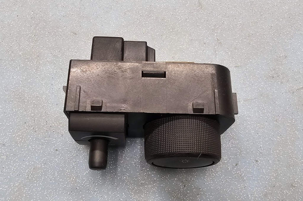 🔥07-14 Silverado Sierra Headlight Head Lamp Transfer Case Control Switch Black