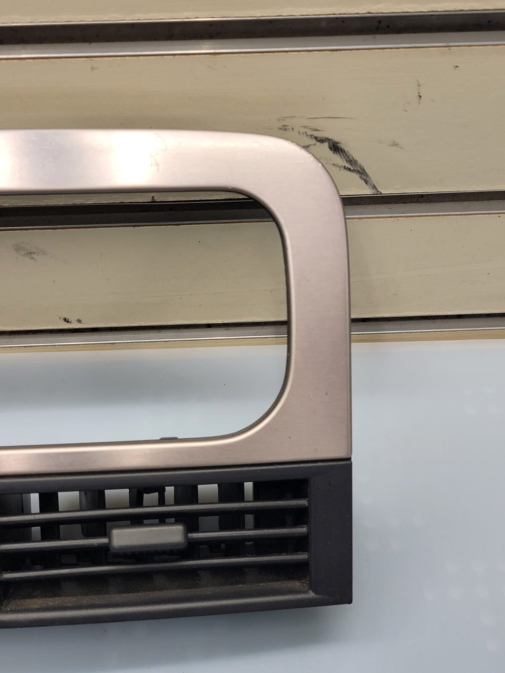 🔥99-04 Jeep Grand Cherokee Center Dash RADIO Bezel A/C Air Vent Trim silver