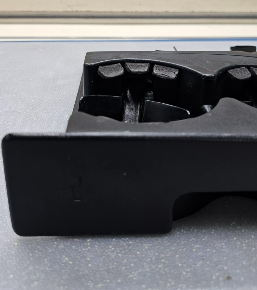 94-97 Dodge Ram Truck 1500 2500 Center Dash Pull Out Cup Holder  Assembly  Black