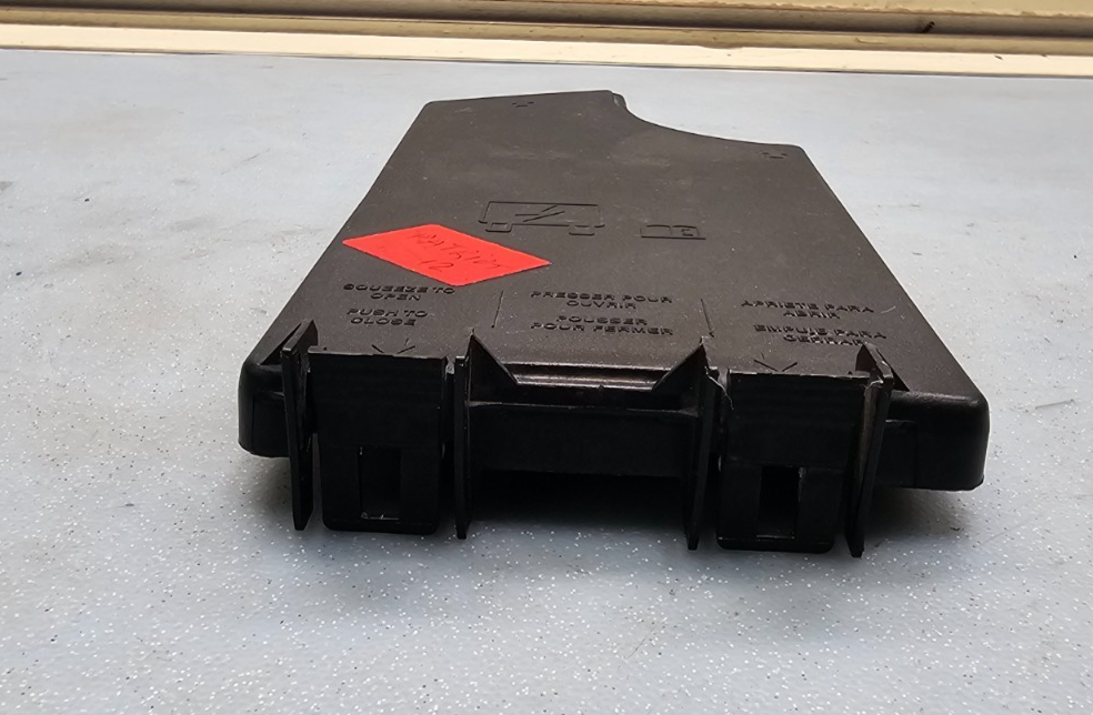 🔥08-09 Dodge Caliber Jeep Patriot Compass TIPM Power Module Relay Fuse Box OEM