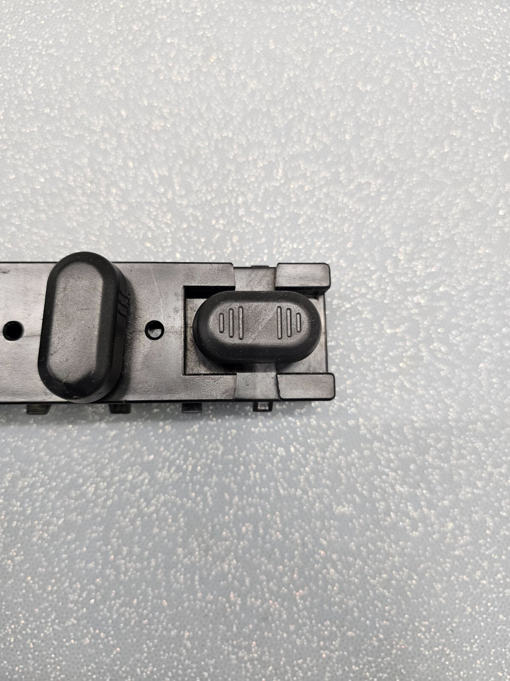 06-15 EXPLORER FUSION MILAN MKZ LEFT SIDE DRIVER SEAT SWITCH CONTROL ASSEMBLY