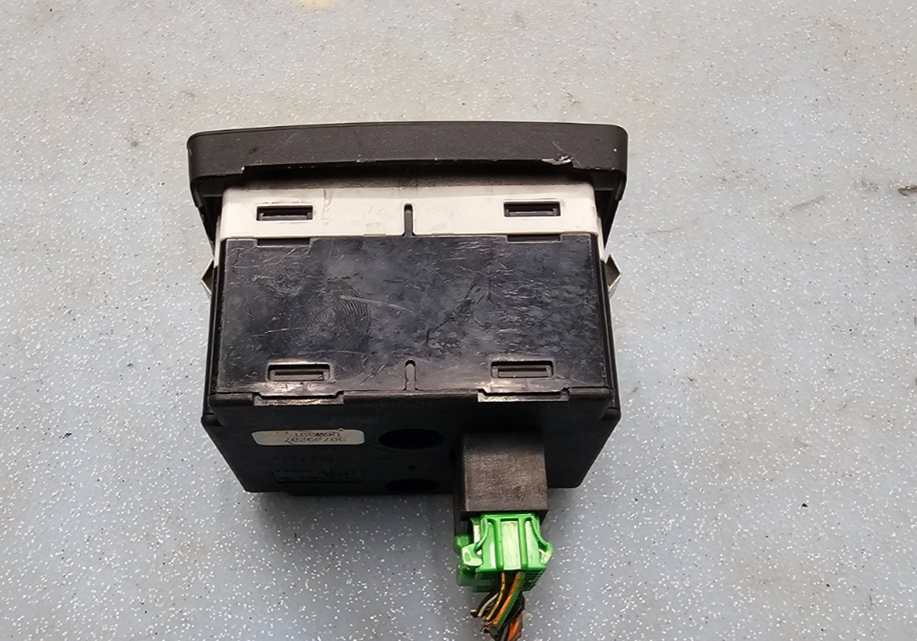 🔥05-10 VOLVO V50 Headlight Control Switch black oem