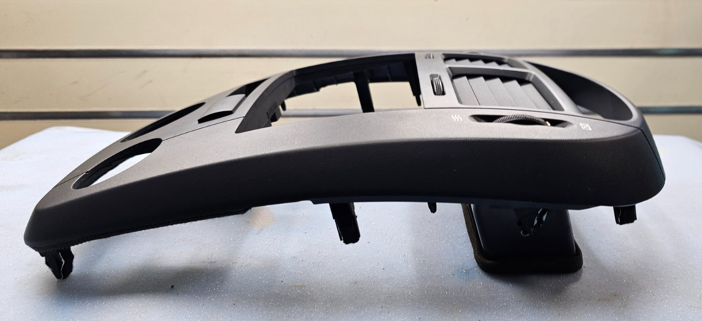 🔥2007-2009 KIA SPECTRA FRONT DASH TRIM BEZEL ASSEMBLY VENT BLACK OEM