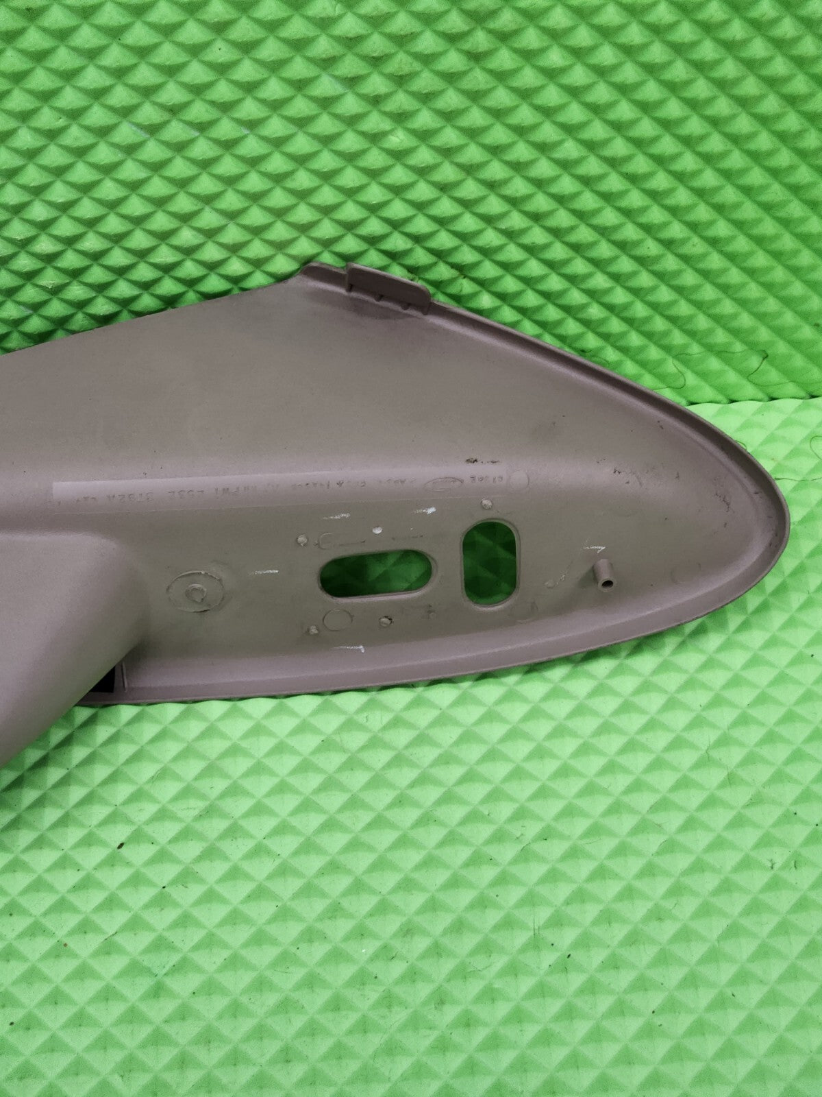 01-04 Ford Mustang front right hand passenger door Window Switch Bezel OEM TAN