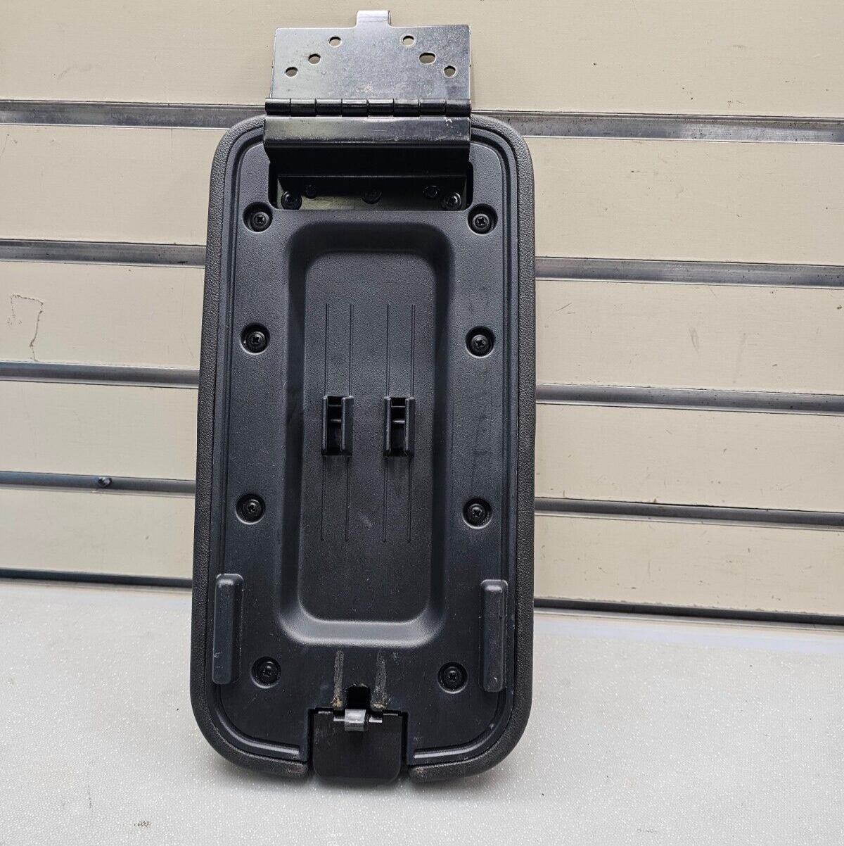 🔥05-10 Pontiac G6 Front Center Console Lid Arm Rest Top Pad Leather Black OEM