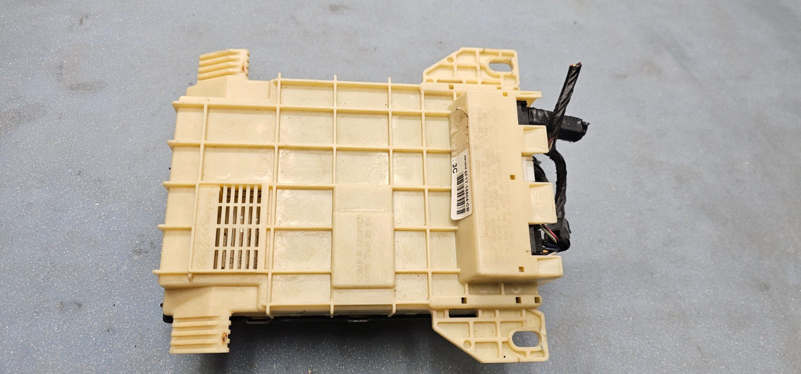 🔥04-05 TAURUS MERCURY SABLE FUSE BOX BCM GEM MODULE MULTIFUNCTION RELAY OEM