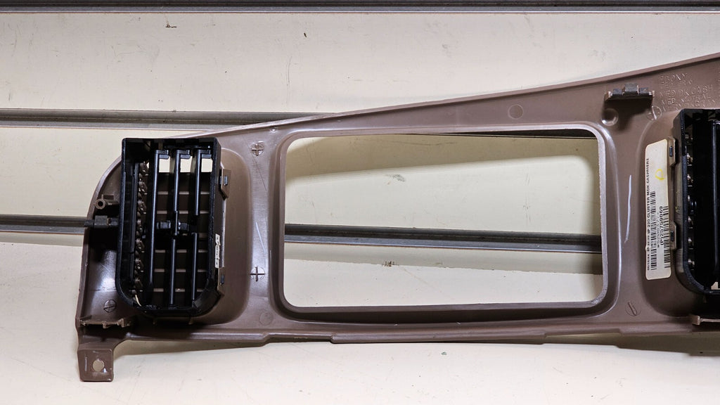 🔥00-05 BUICK LESABRE DASH SPEEDOMETER INSTRUIMENT CLUSTER BEZEL TRIM PANEL TAN