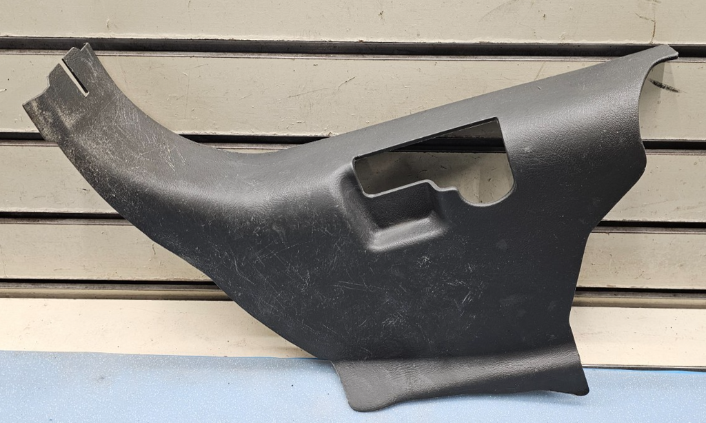 🔥99-06 SILVERADO SIERRA LEFT DRIVER KICK LOWER TRIM PANEL HOOD PROP BLACK