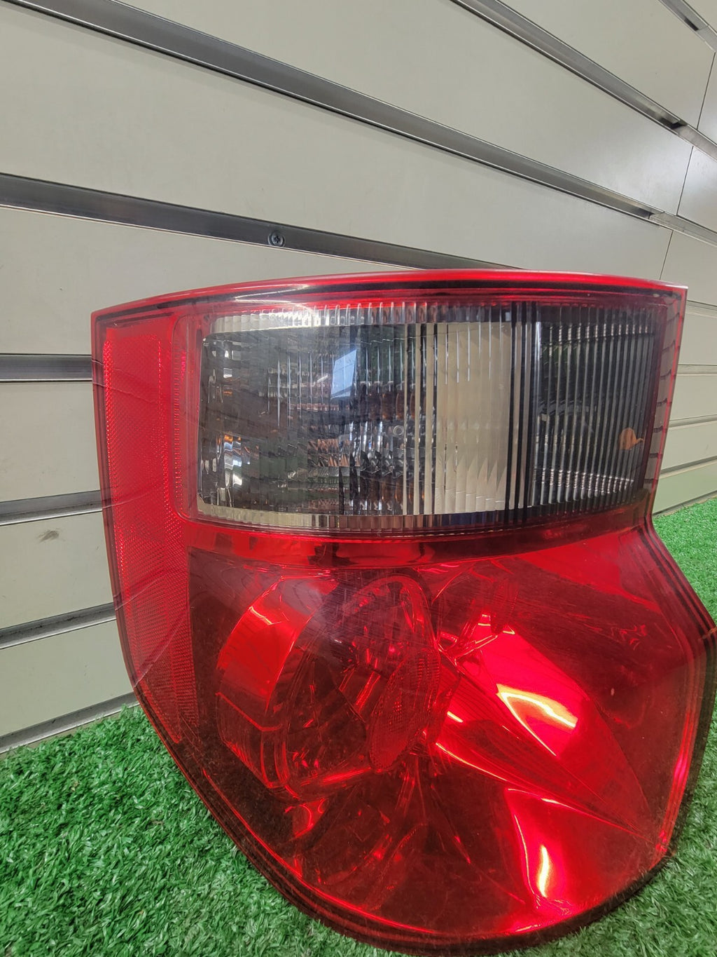 🔥2003-2008 HONDA ELEMENT Left Driver Rear Tail Light Lamp Assembly Chrome OEM