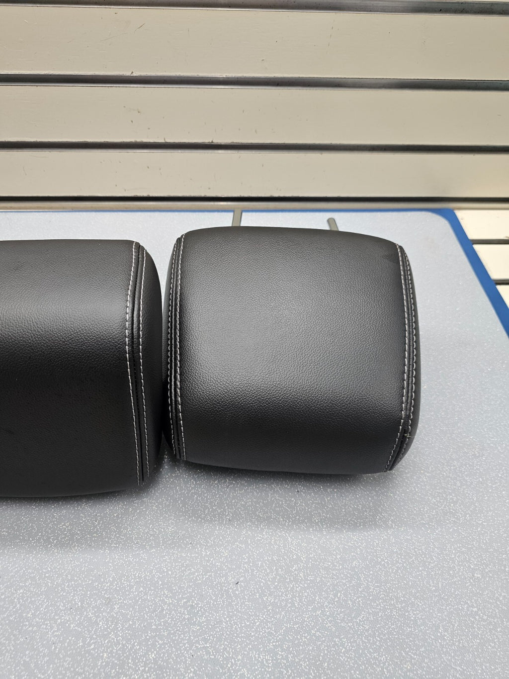🔥2012 - 2014 Ford Focus Set of 3 Rear Headrests Black Leather OEM