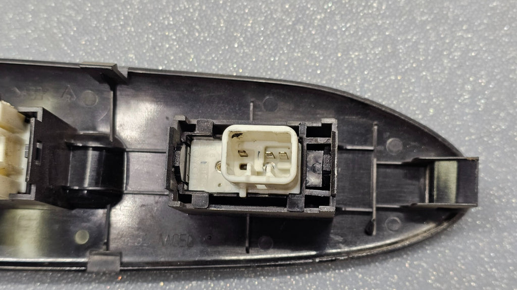 2008 TOYOTA CAMRY  Passenger Side Window Switch 74231-AA050  Beige