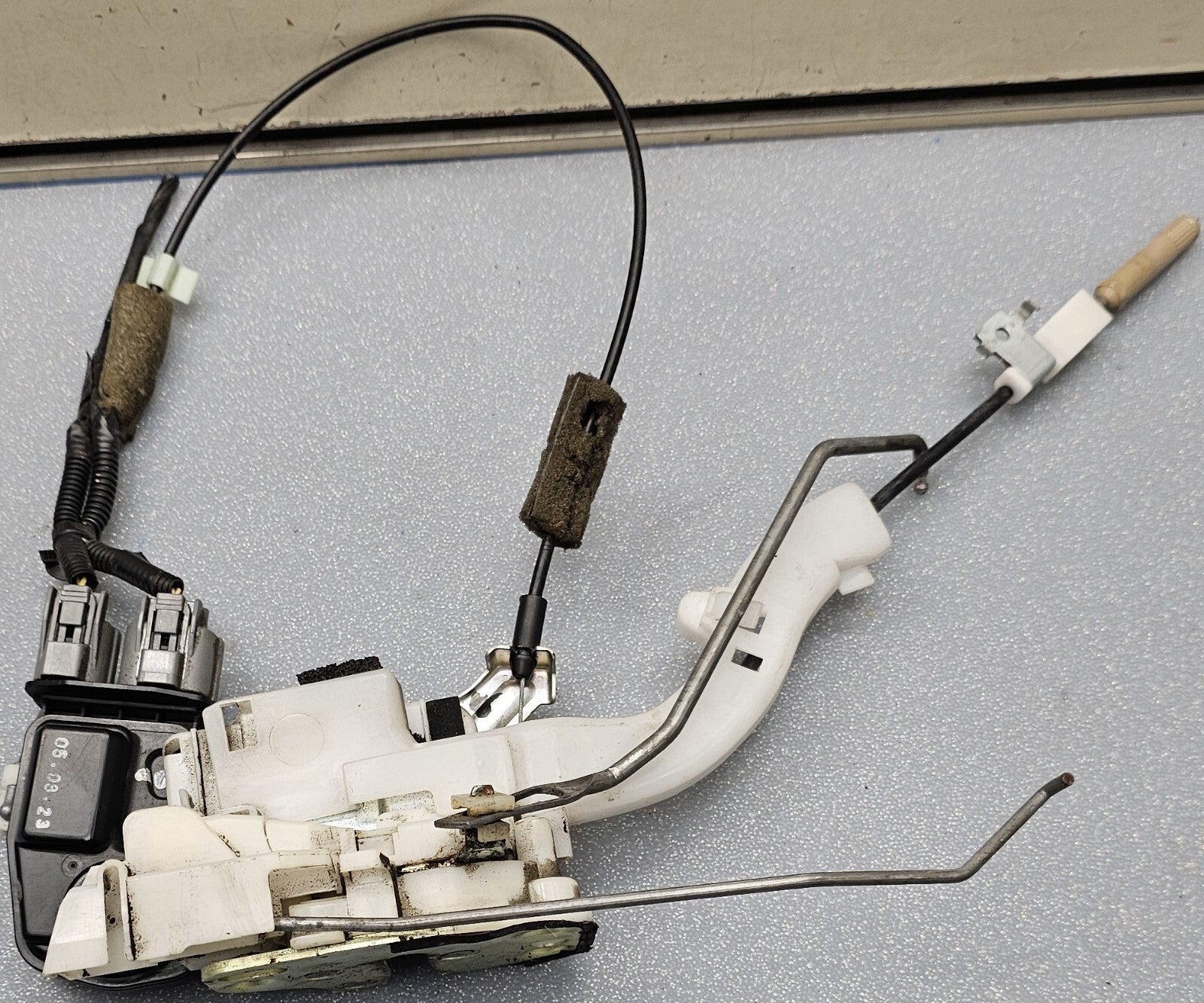 🔥2005 - 2010 HONDA ODYSSEY Door Lock Latch Actuator Front Left LH OEM