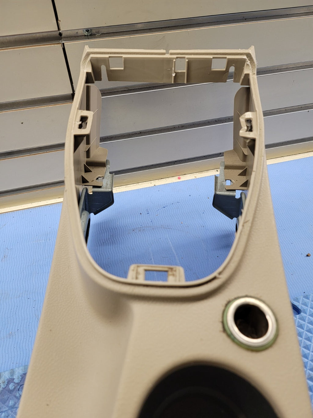 🔥08-12 Land Rover LR2 Dash Centre Console Storage W/Cup Holder Assembly OEM
