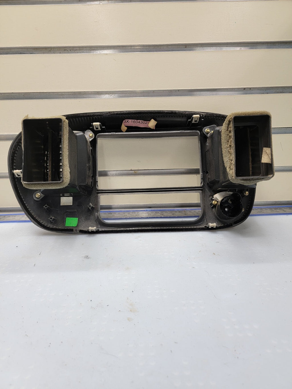 🔥97-03 Ford F150 Center Dash Radio Climate Trim BEZEL Panel AIRBG Line GRAY