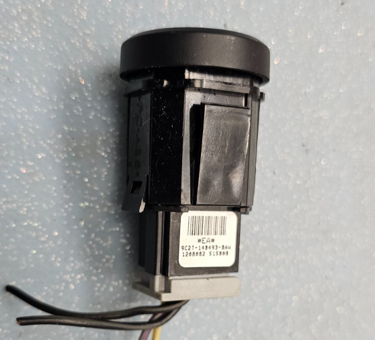 🔥08-14 Ford E150/250/350 Van Dash TCS OFF Traction Control Button Switch Black