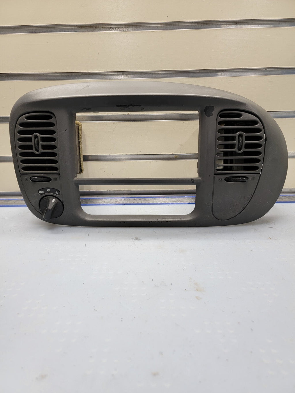 🔥97-03 Ford F150 Center Dash Radio Climate Trim BEZEL Panel AIRBG Line GRAY