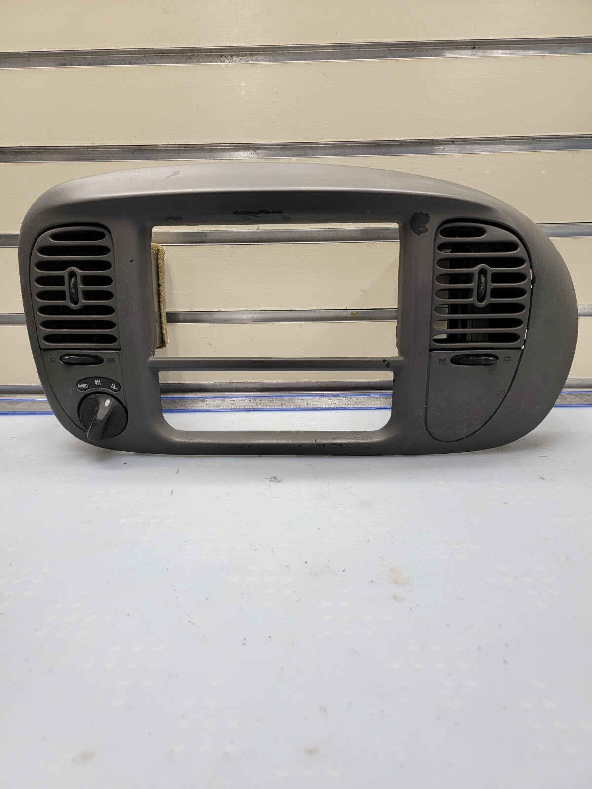 🔥97-03 Ford F150 Center Dash Radio Climate Trim BEZEL Panel AIRBG Line GRAY