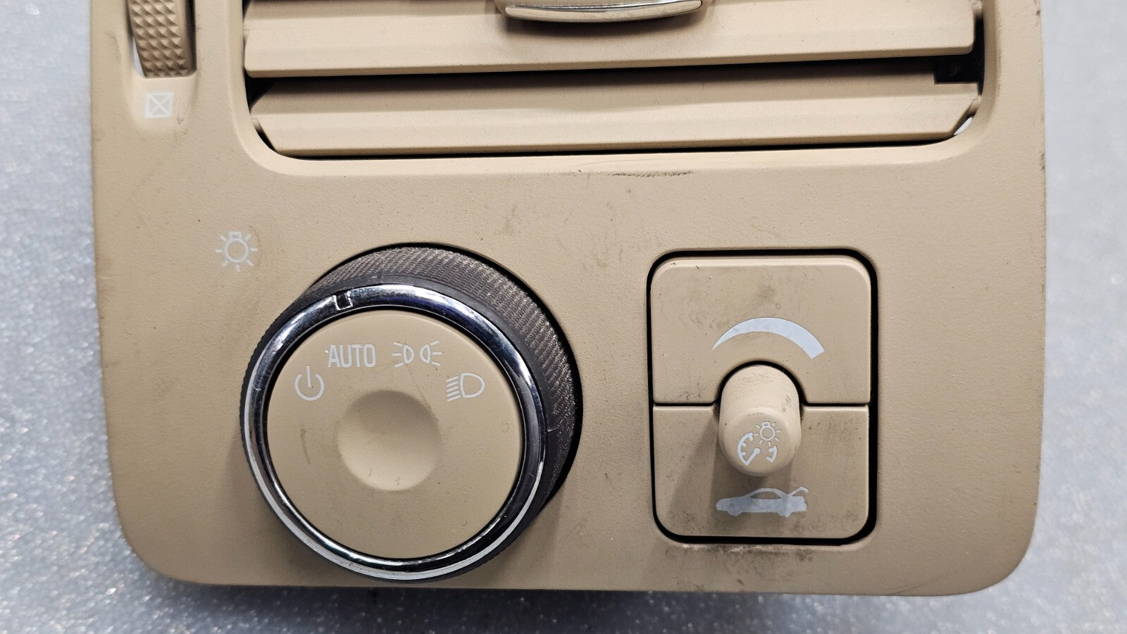 🔥 06-11 Buick Lucerne Fog Light Switch-Instrument Panel Dimmer Switch vent TAN