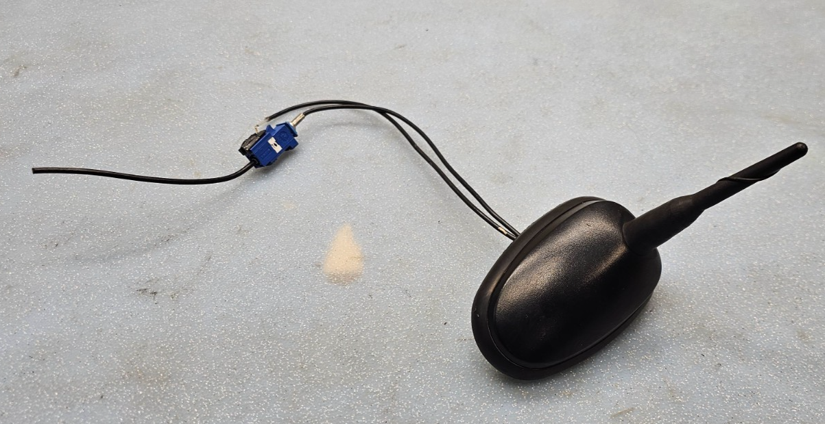 🔥2005 Pontiac G6 GPS AM FM Radio Stereo Display Antenna Mast