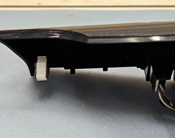 🔥2011-2013 Kia Sorento Dash Rear Wiper Dimmer TCS Switch Trim Bezel OEM