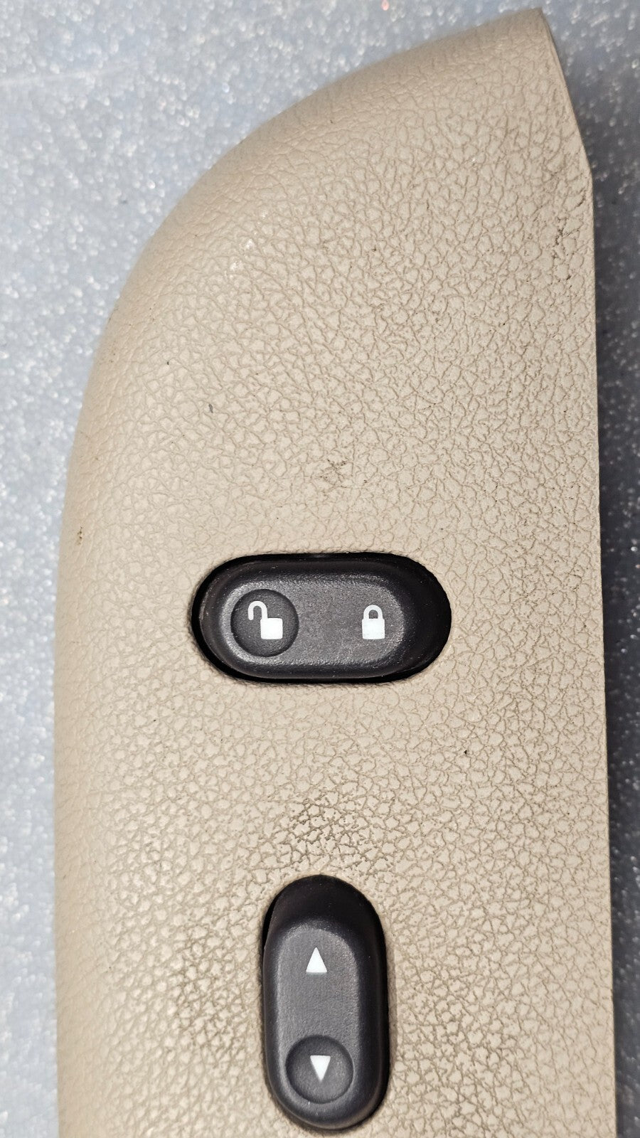 🔥03-06 FORD EXPEDITION RIGHT PASSENGER FRONT DOOR WINDOW LOCK SWITCH TAN OEM