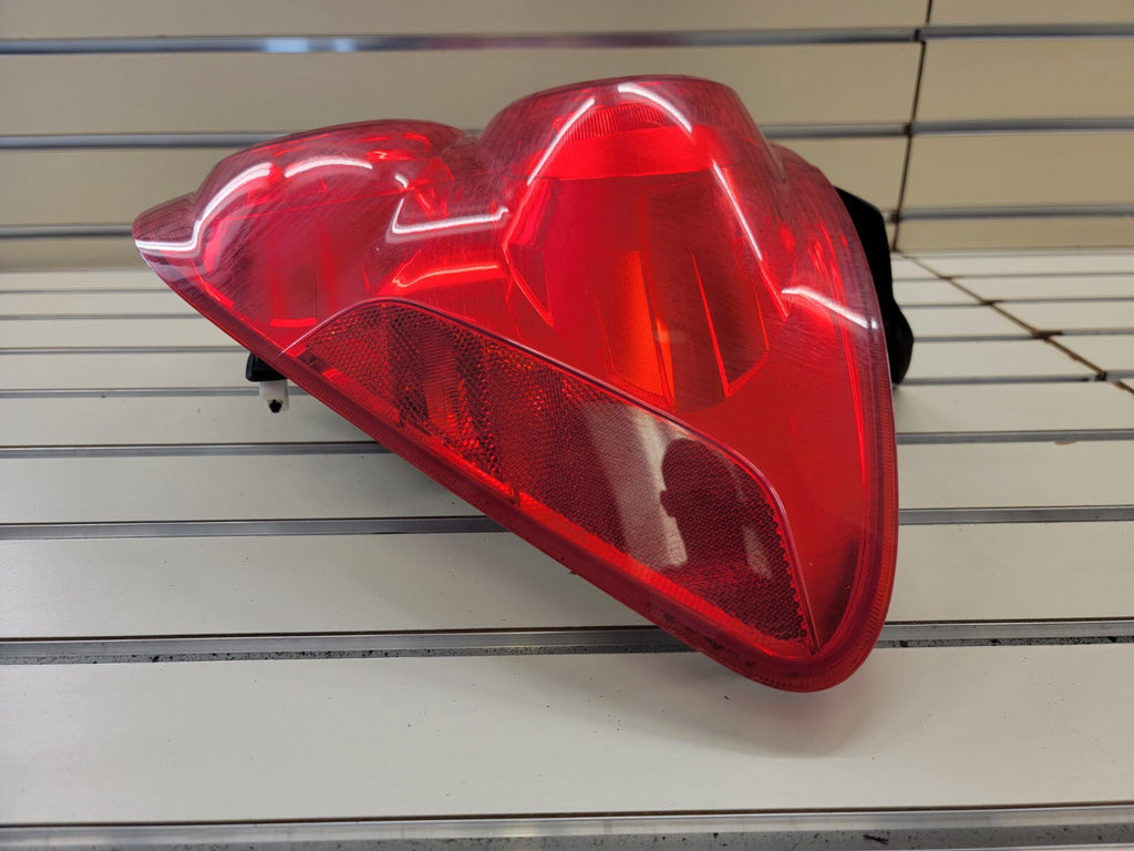 🔥2010-2015 Chevrolet Equinox Taillight Lamp Assembly  Passenger Side right