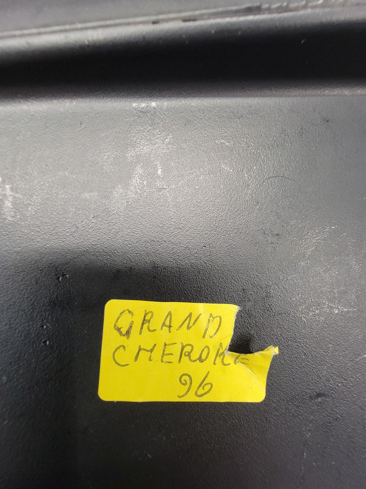 🔥1996-1998 Jeep Grand Cherokee Center Console Lid Armrest  Black OEM