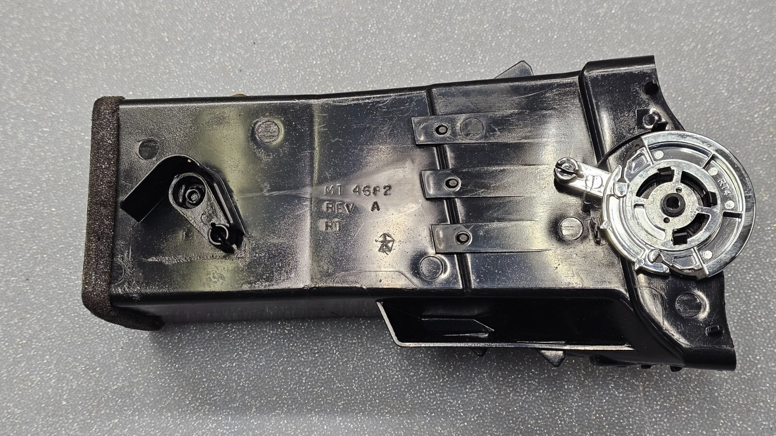11-20 GRAND CARAVAN TOWN&COUNTRY DASH LEFT DRIVER AC AIR VENT HEATER PANEL BLACK