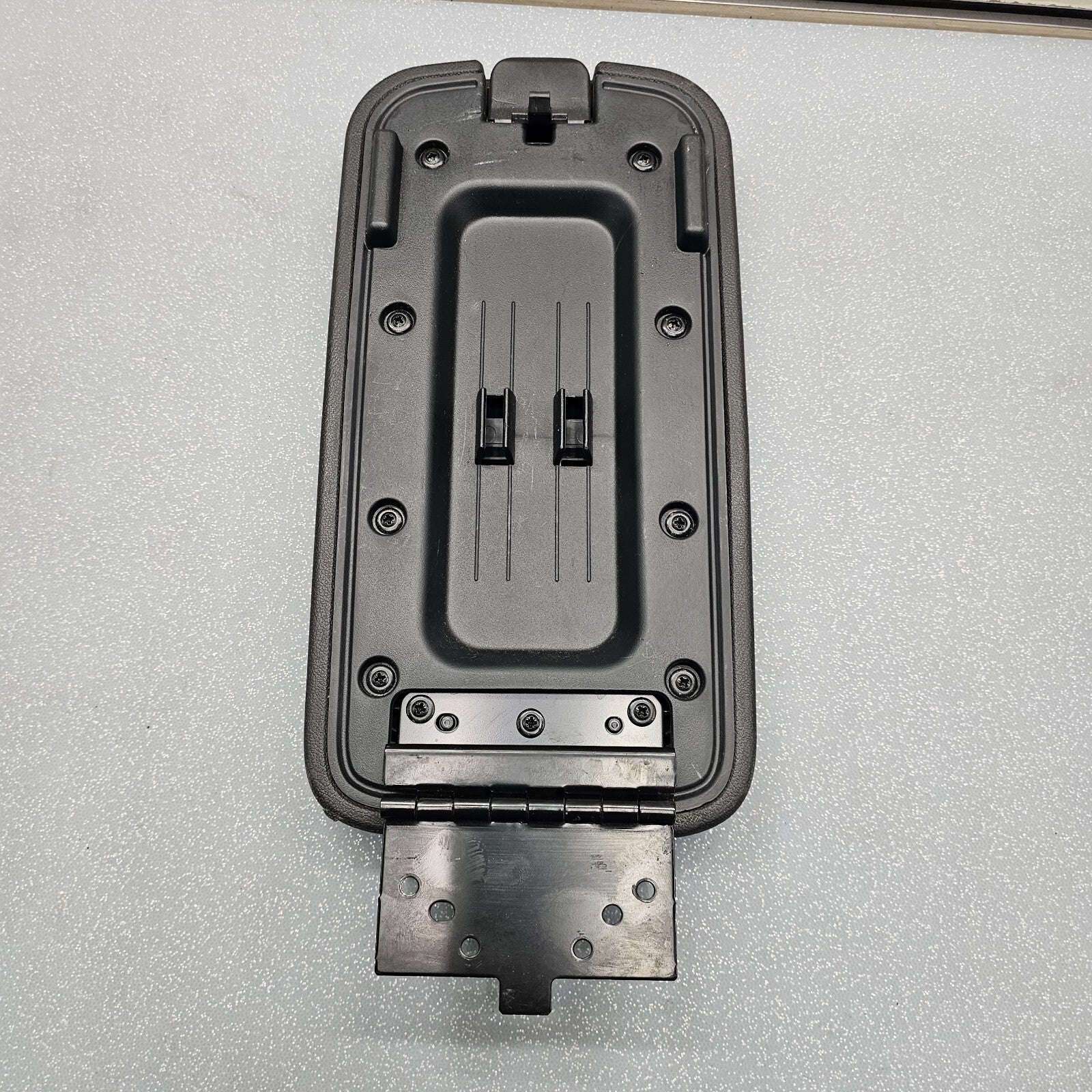 🔥05-10 Pontiac G6 Front Center Console Lid Arm Rest Top Pad Leather Black OEM