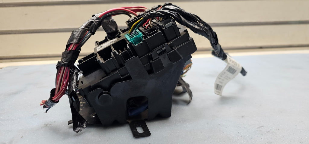 🔥07-14 Silverado Sierra DASH RELAY Body Wiring Harness Junction BLOCK BRACKET