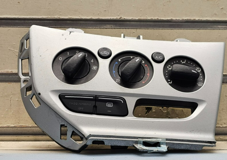 🔥12-14 FORD FOCUS A/C HEATER CLIMATE CONTROL Dash Bezel Temperature SILVER OEM