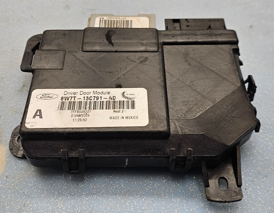 🔥06-08 CROWN VICTORIA TOWN CAR GRAND MARQUIS DOOR KEYLESS ENTRY MODULE ASSEMBLY