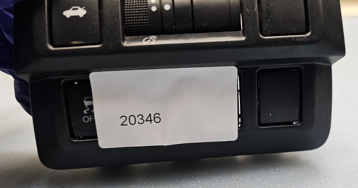 🔥2018-2023 Subaru Crosstrek Front  dashboard switch panel  OEM