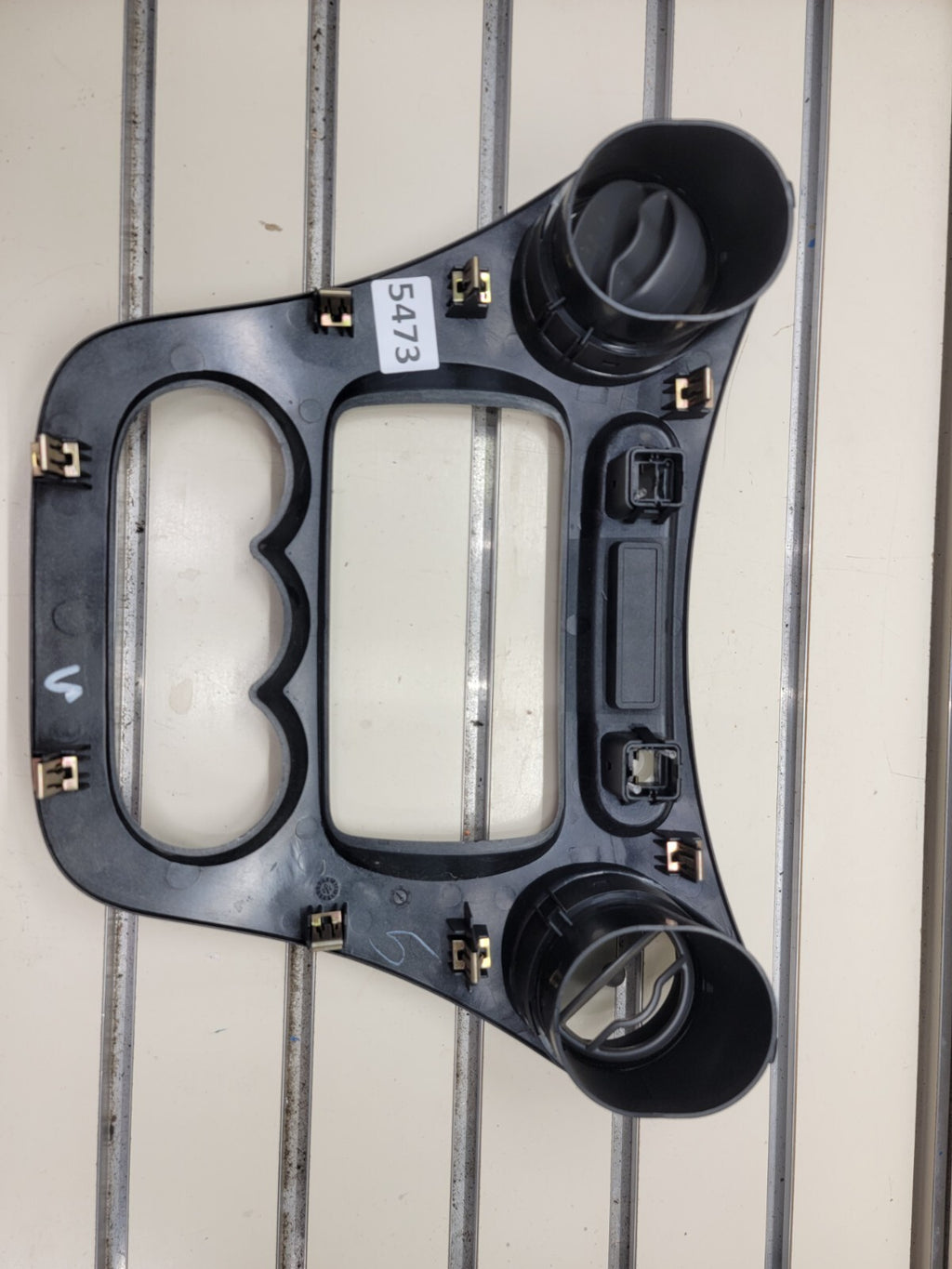 🔥2003-2007 Saturn Ion Radio AC Climate Control Bezel Vents silver