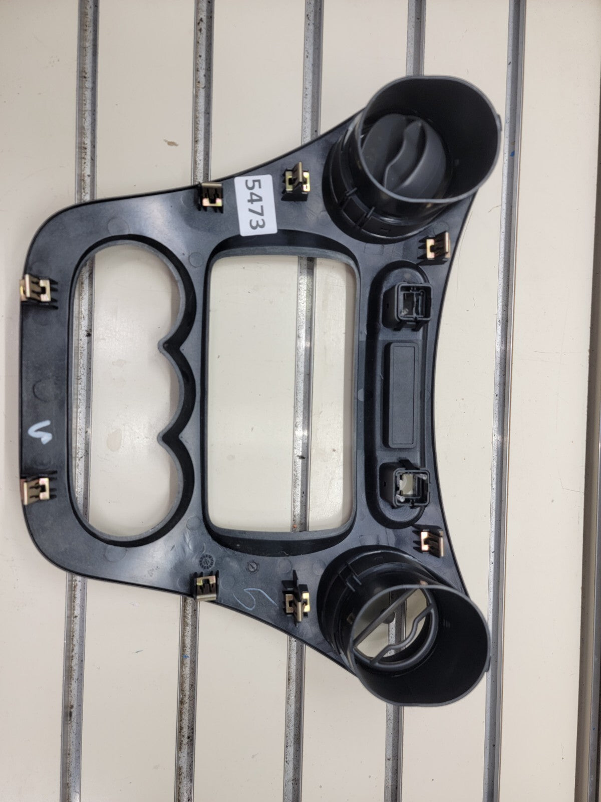 🔥2003-2007 Saturn Ion Radio AC Climate Control Bezel Vents silver