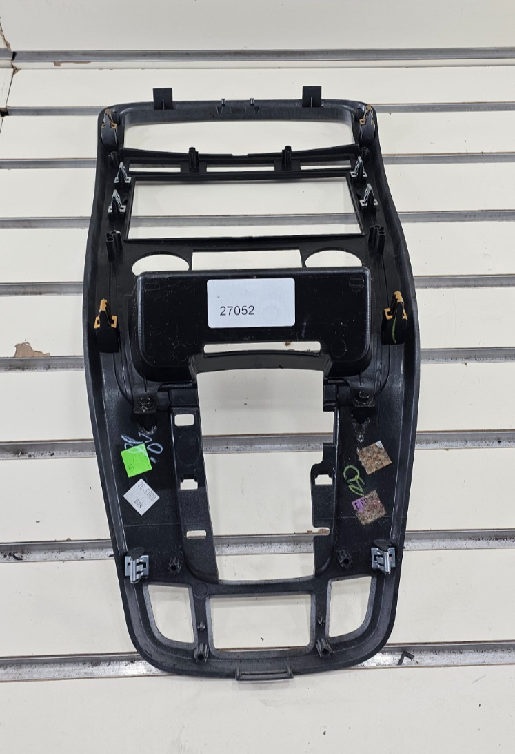 07-09 Equinox Center Dash Radio Climate Stereo Bezel Trim Panel SILVER/BLACK B43