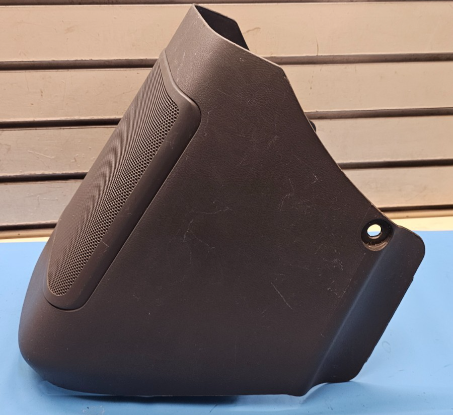 🔥03-11 OEM Honda Element Front Floor Center Subwoofer Speaker Cover Trim Black