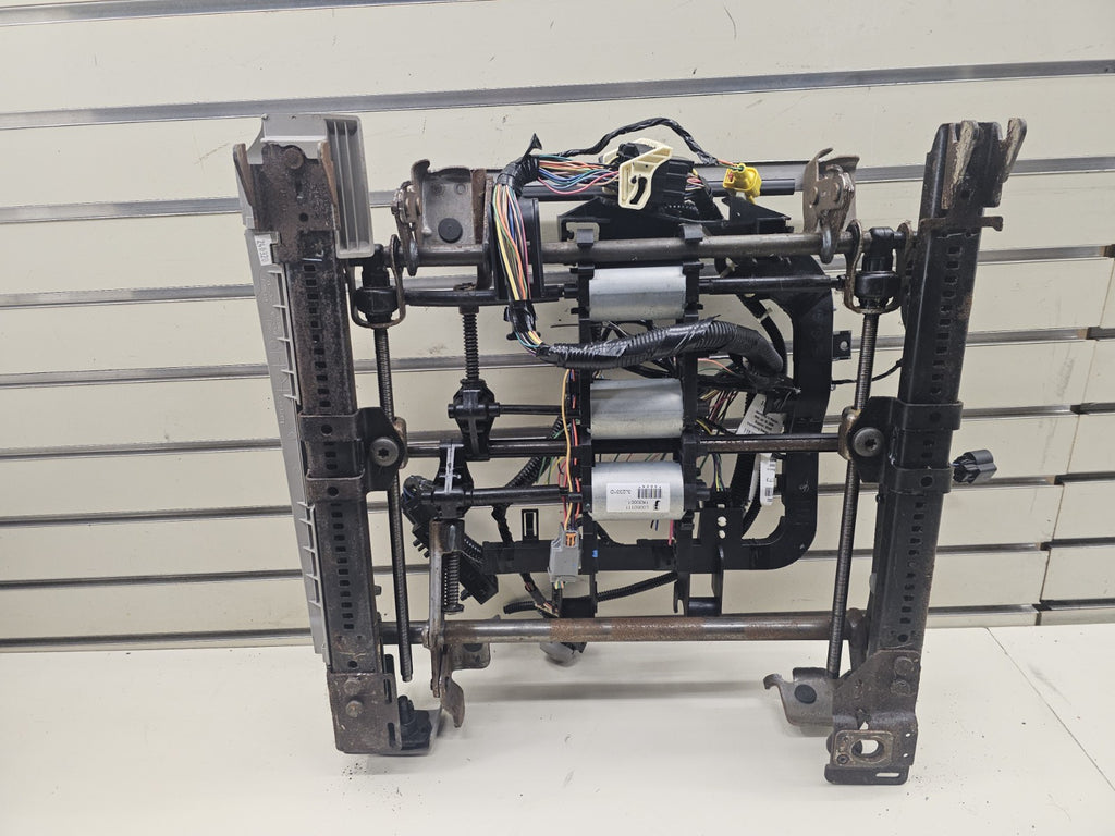 🔥06-11 Buick Lucerne Front Right Passenger Power Motorized Seat Track Assembly