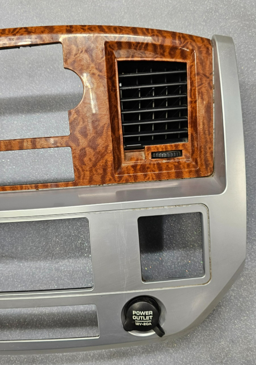 🔥06-08 Dodge RAM Dash RADIO Stereo Bezel Climate Trim Panel Silver/woodgrain