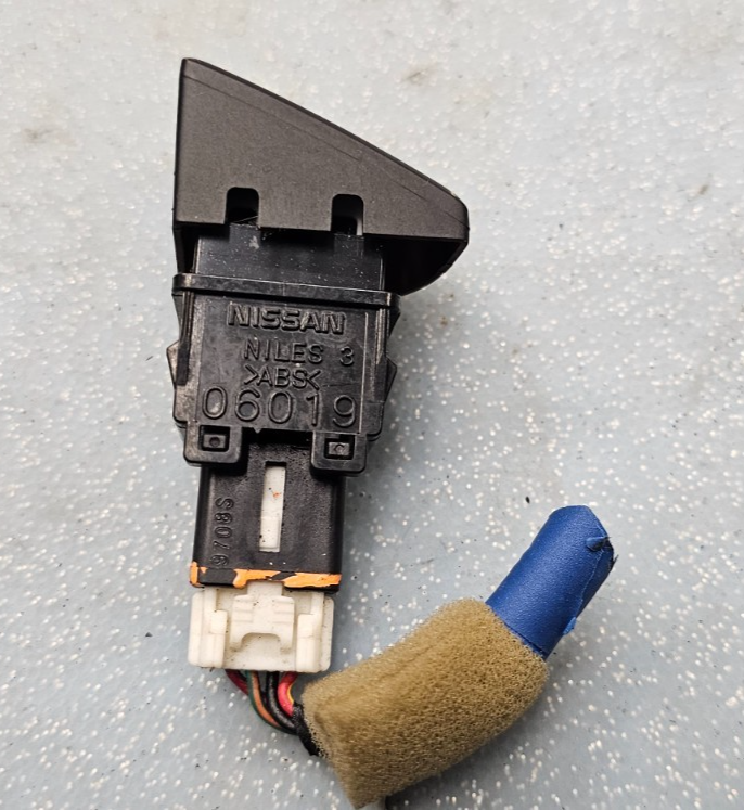 🔥09-14 NISSAN MAXIMA DASH HAZARD EMERGENCY FKASHER SWITCH ASSEMBLY BLACK