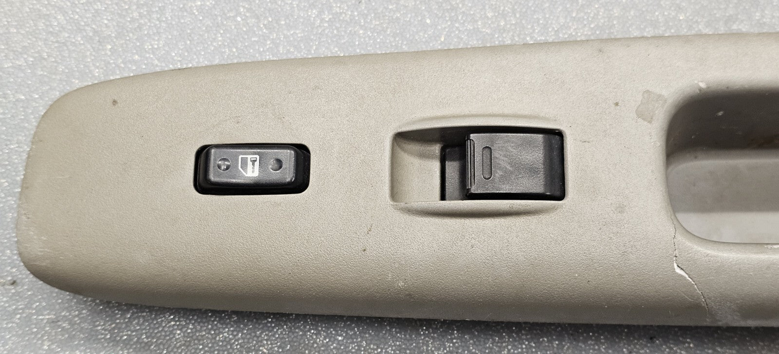 🔥02-06 Toyota Camry Scion XB Front Right Passenger Power Window Door Switch Tan