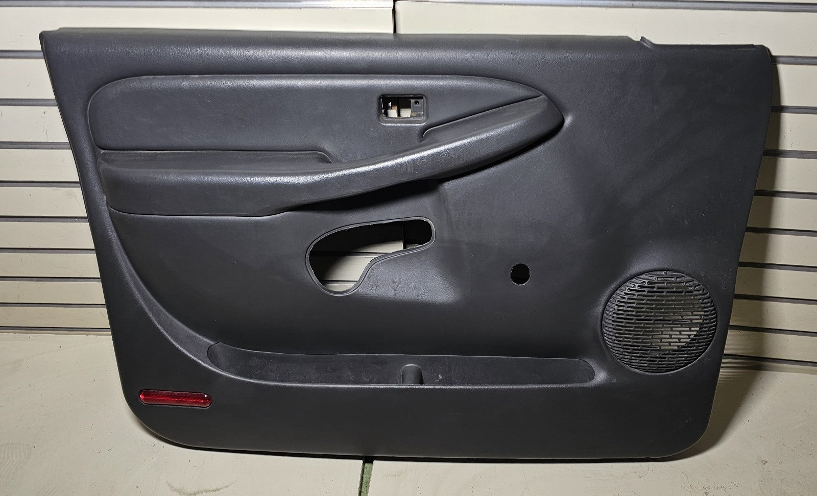 99-06 Chevy Silverado SIERRA Door Trim Panel Front LEFT Driver DK GRAY manual D3