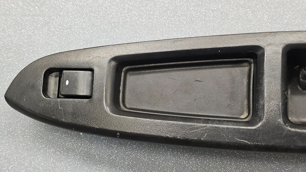 🔥06-08 Impala Front Right Passenger Power Window Switch Bezel Assembly Black