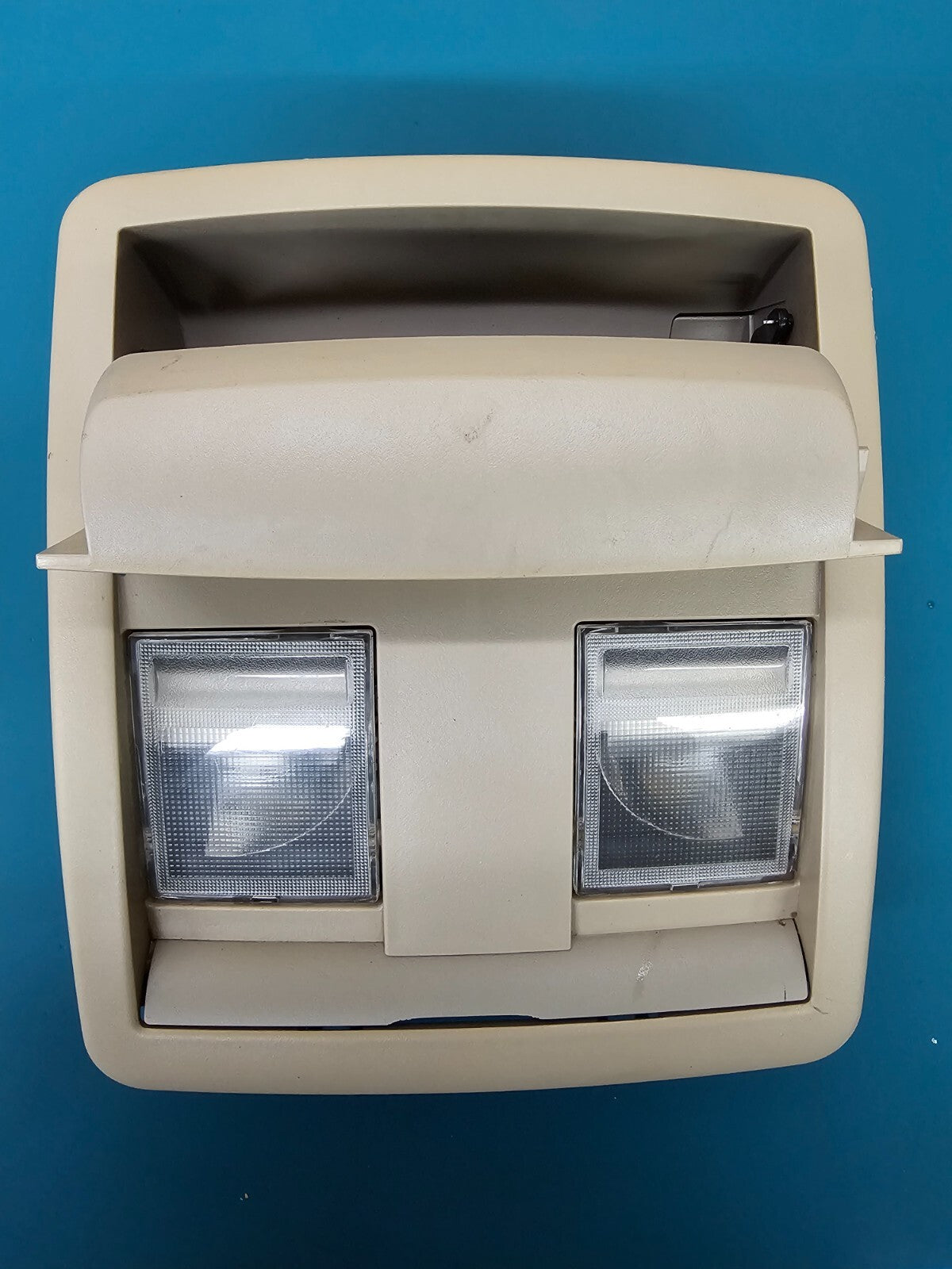 05-07 Dodge Charger 13-18 Challenger Overhead Console Dome Map Light Storage Tan